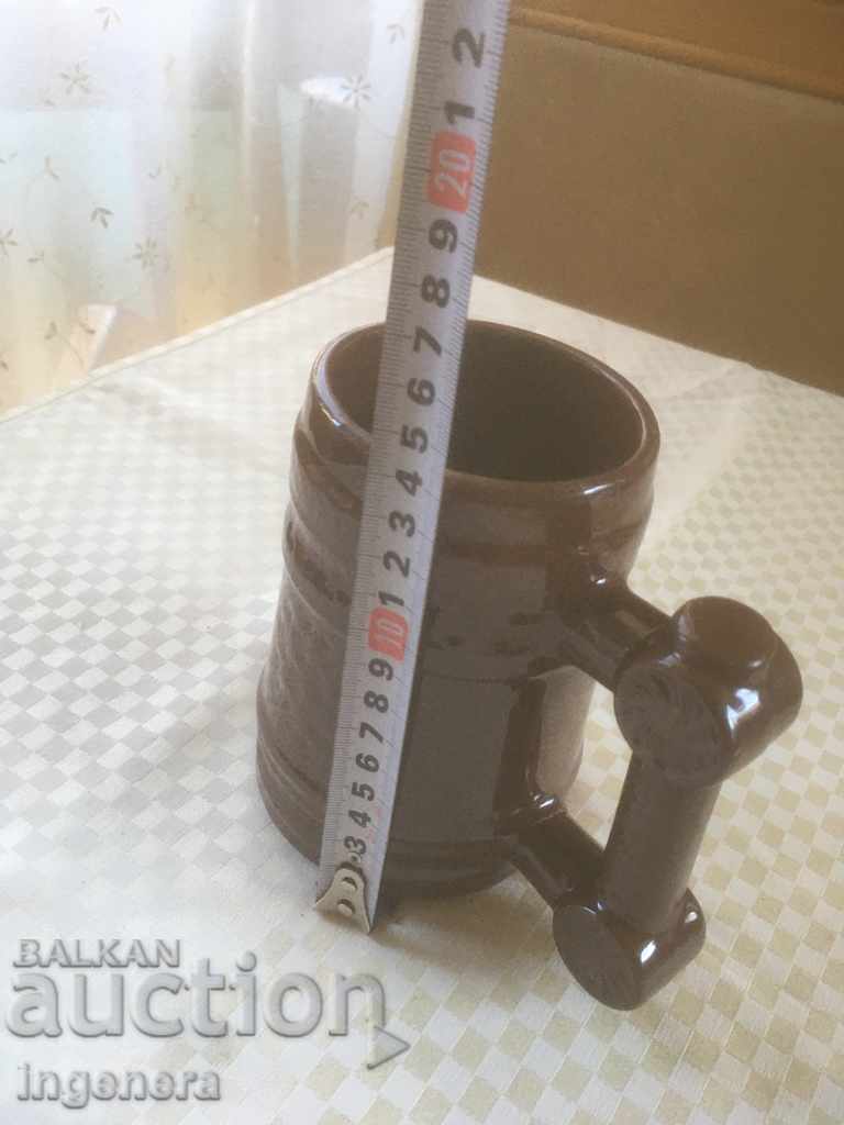 Delivery of TROYAN CERAMICS FROM THE 70'S GLASSES A LARGE GLASS Delivery of TROYAN CERAMICS FROM THE 70'S GLASSES A LARGE GLASS