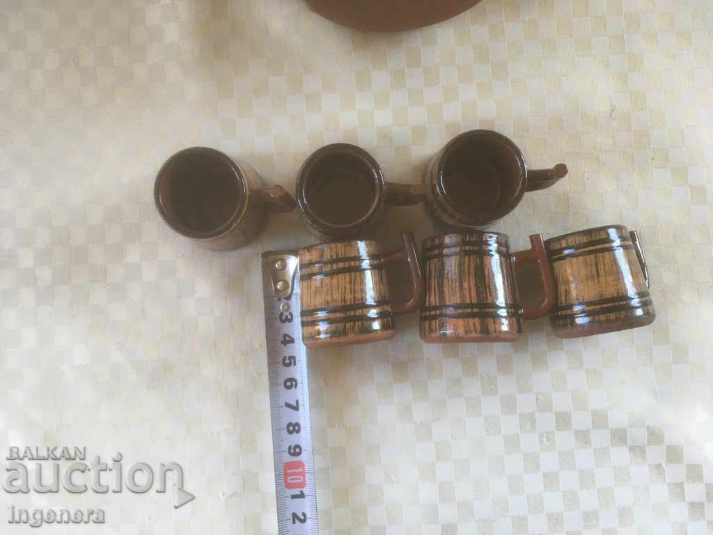 Delivery of TROYAN CERAMICS FROM THE 70'S JUGS GLASS SERVICE Delivery of TROYAN CERAMICS FROM THE 70'S JUGS GLASS SERVICE