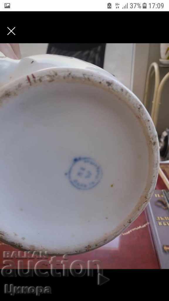 Delivery of BULGARIAN PORCELAIN BAROQUE JAR Porcelain Delivery of BULGARIAN PORCELAIN BAROQUE JAR Porcelain