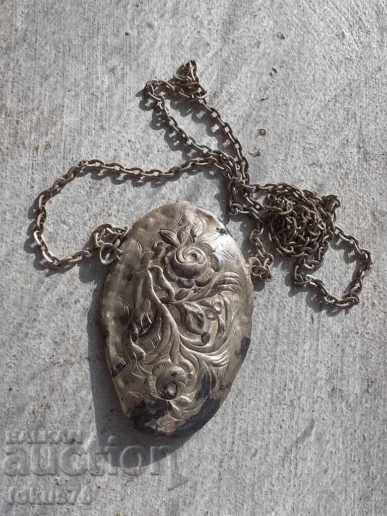 Delivery of Silver-plated medallion with mother-of-pearl cross religion amulet panagia Delivery of Silver-plated medallion with mother-of-pearl cross religion amulet panagia