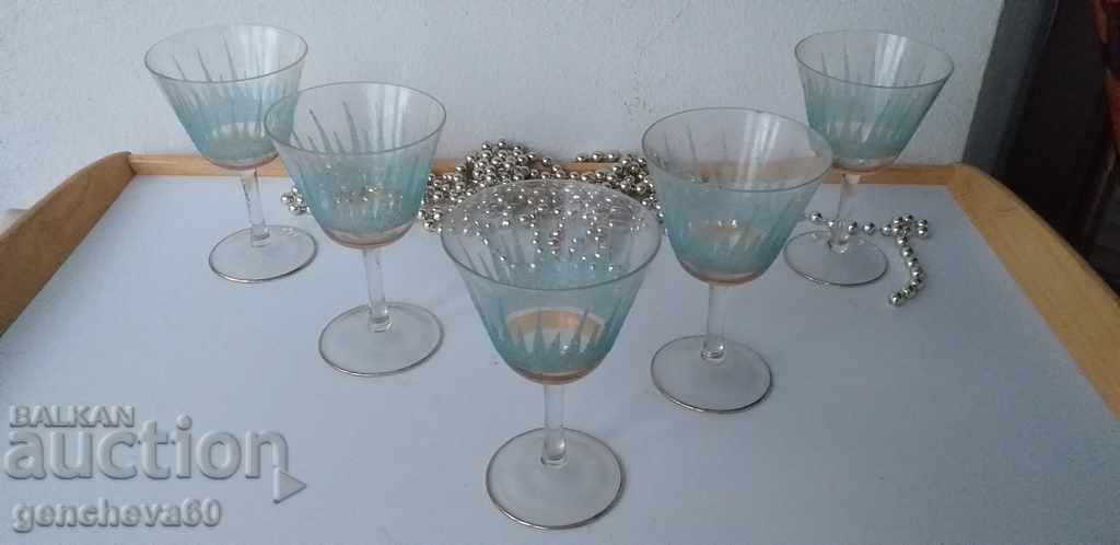 Ретро чаши за вино с високо столче и емайл - 6