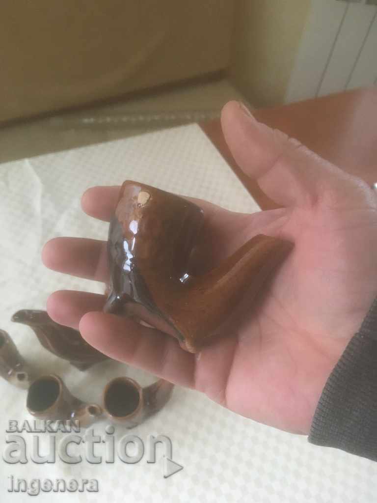 Delivery of TROYAN CERAMICS FROM THE 70'S JUICE SERVICE FOR PLUMS Delivery of TROYAN CERAMICS FROM THE 70'S JUICE SERVICE FOR PLUMS