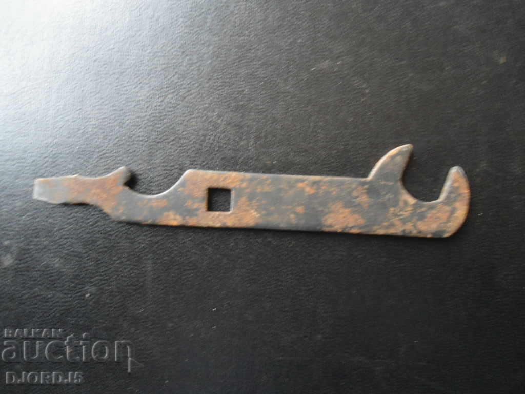 παλιό κλειδί με τιμή 3.00 BGN | € 1.53 παλιό κλειδί με τιμή 3.00 BGN | € 1.53