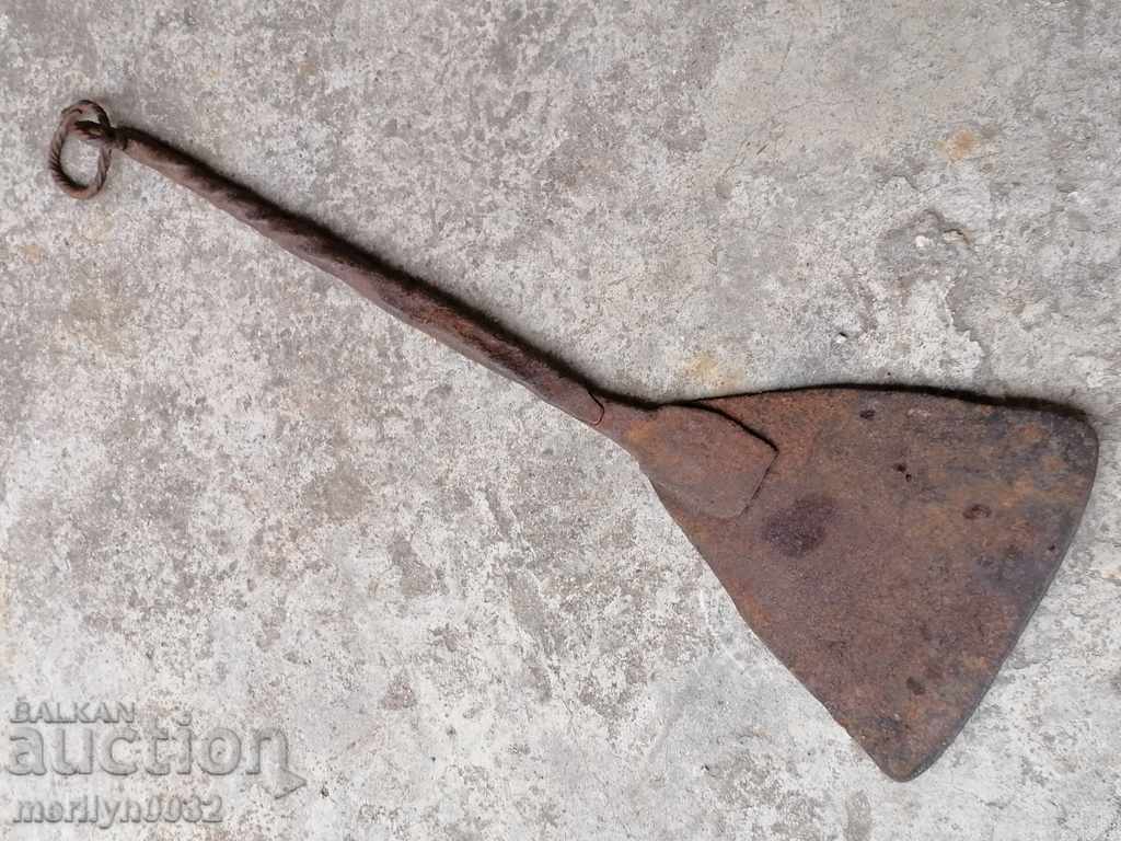 Gingerbread, gingerbread, gingerbread, gingerbread, wrought iron - 7