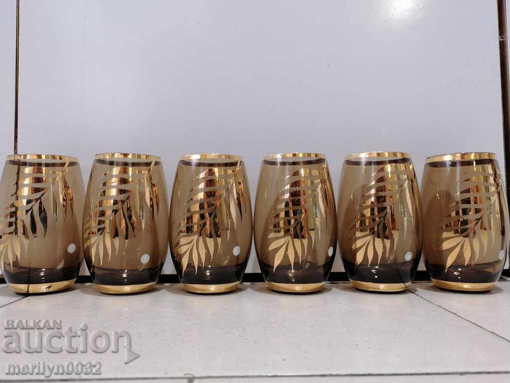 A beautiful set of cups with Kana, a gilt cup, 1960s NRB - 7 A beautiful set of cups with Kana, a gilt cup, 1960s NRB - 7