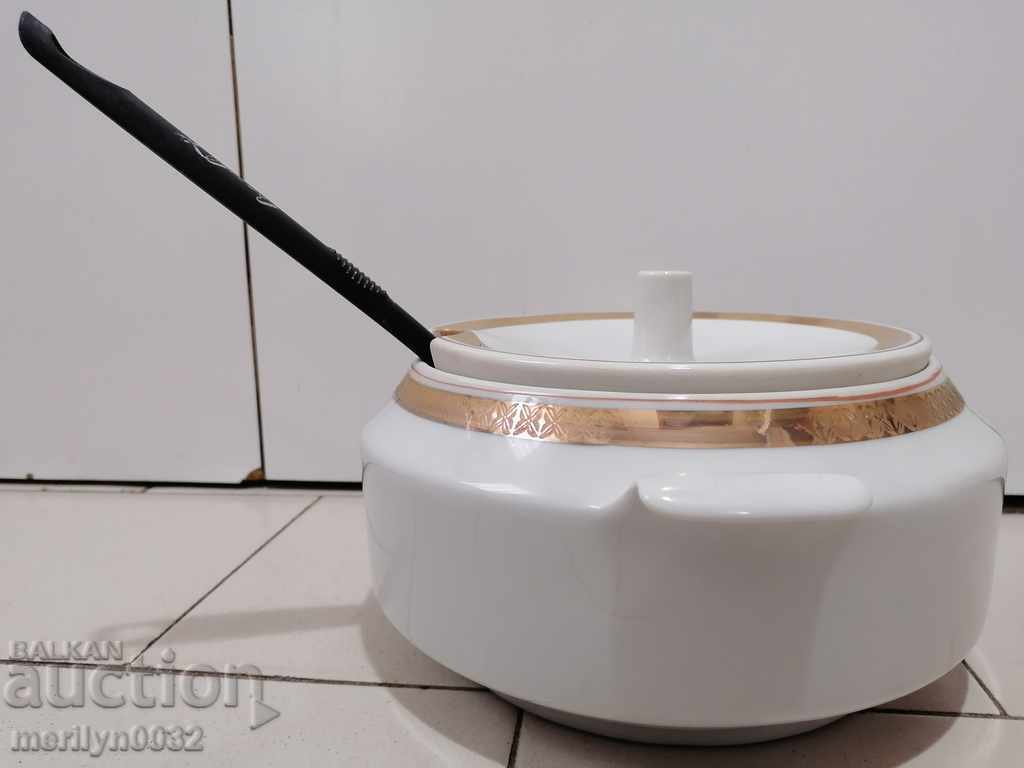 Kitchen court tureen 60s real socialism PRC with price 54.00 BGN | € 27.61