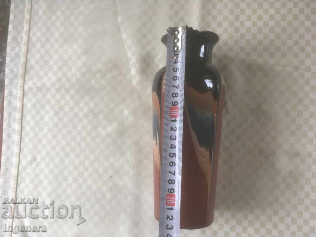 Delivery of TROYAN CERAMICS FROM THE 70'S VASE Delivery of TROYAN CERAMICS FROM THE 70'S VASE