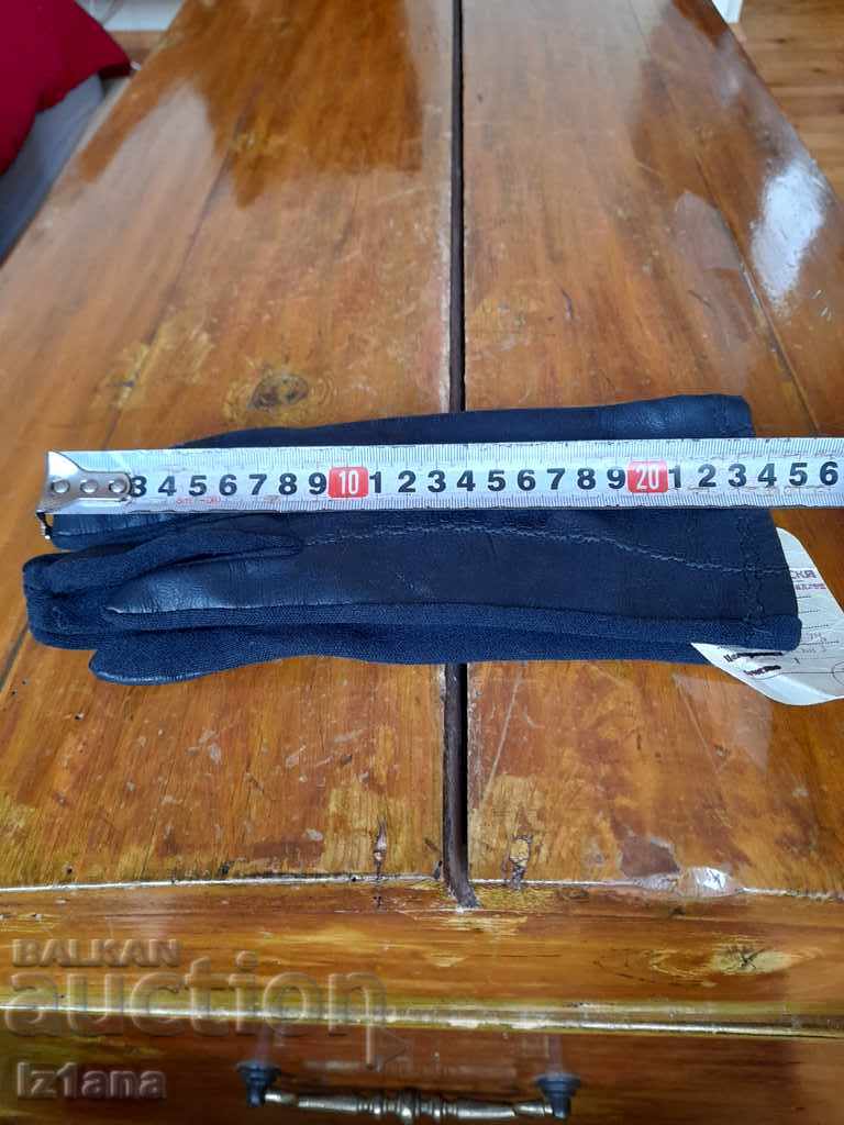 Old Ladies Gloves Leda - 6