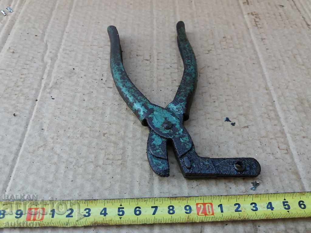 REVIVAL PLIERS FOR CHAPRAZ, PAFTI, ETC. - 5 REVIVAL PLIERS FOR CHAPRAZ, PAFTI, ETC. - 5