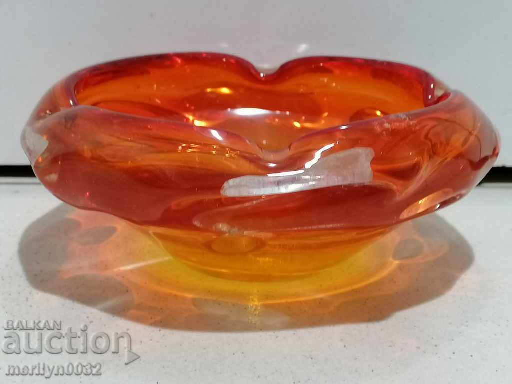 An old ashtray from the time of the socialist 70s People's Republic of Bulgaria with price 43.00 BGN | € 21.99 An old ashtray from the time of the socialist 70s People's Republic of Bulgaria with price 43.00 BGN | € 21.99