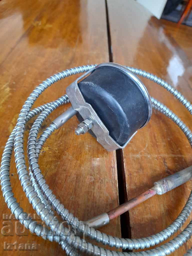 Delivery of Old refrigeration thermometer Delivery of Old refrigeration thermometer