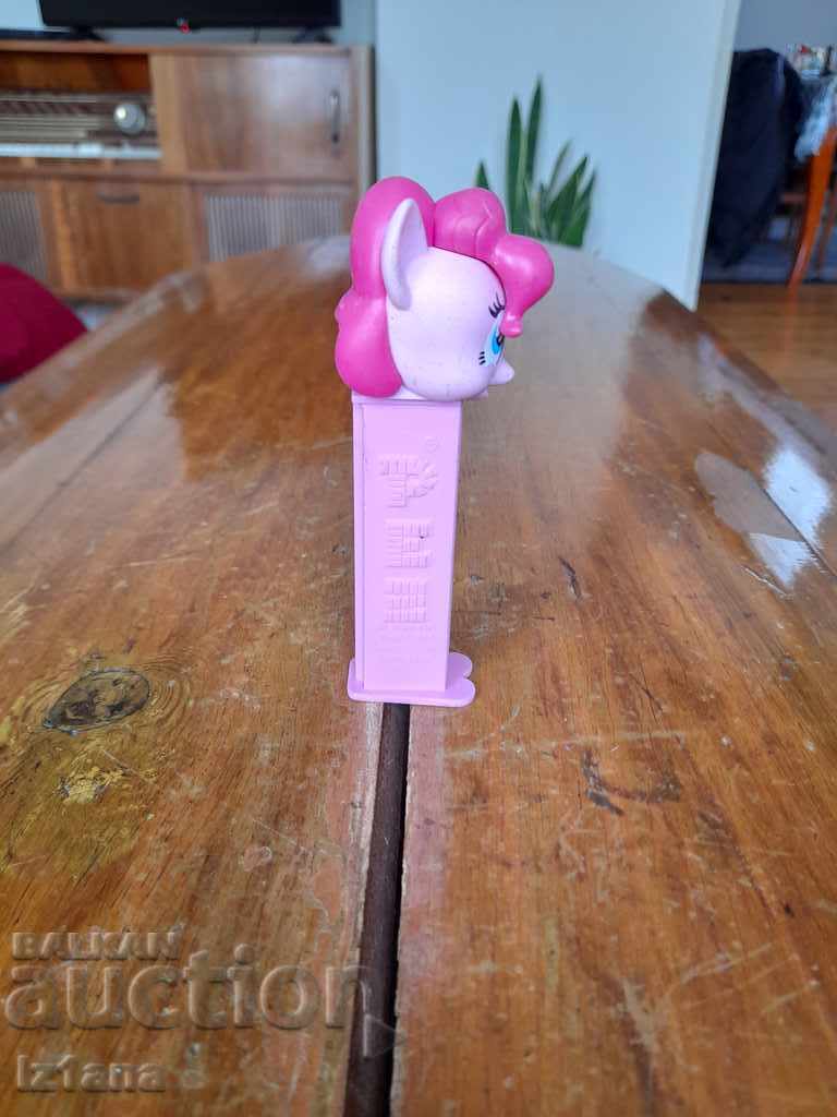 Piece of PEZ candy with price 5.00 BGN | € 2.56 Piece of PEZ candy with price 5.00 BGN | € 2.56