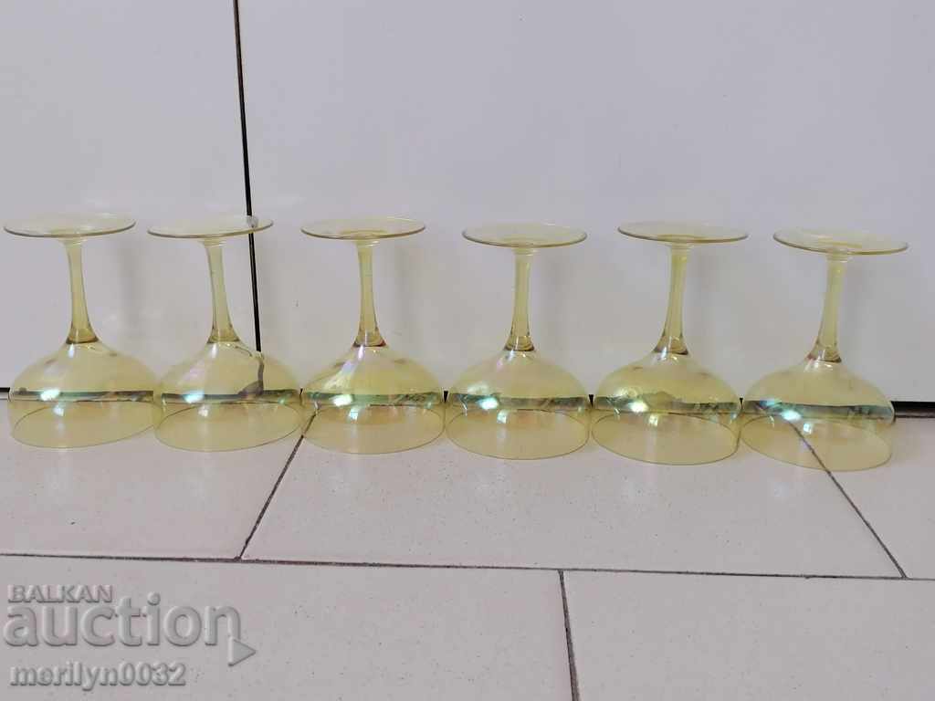 Auction Beautiful champagne glass set, 6 pieces, 60s, People's Republic of Bulgaria Auction Beautiful champagne glass set, 6 pieces, 60s, People's Republic of Bulgaria