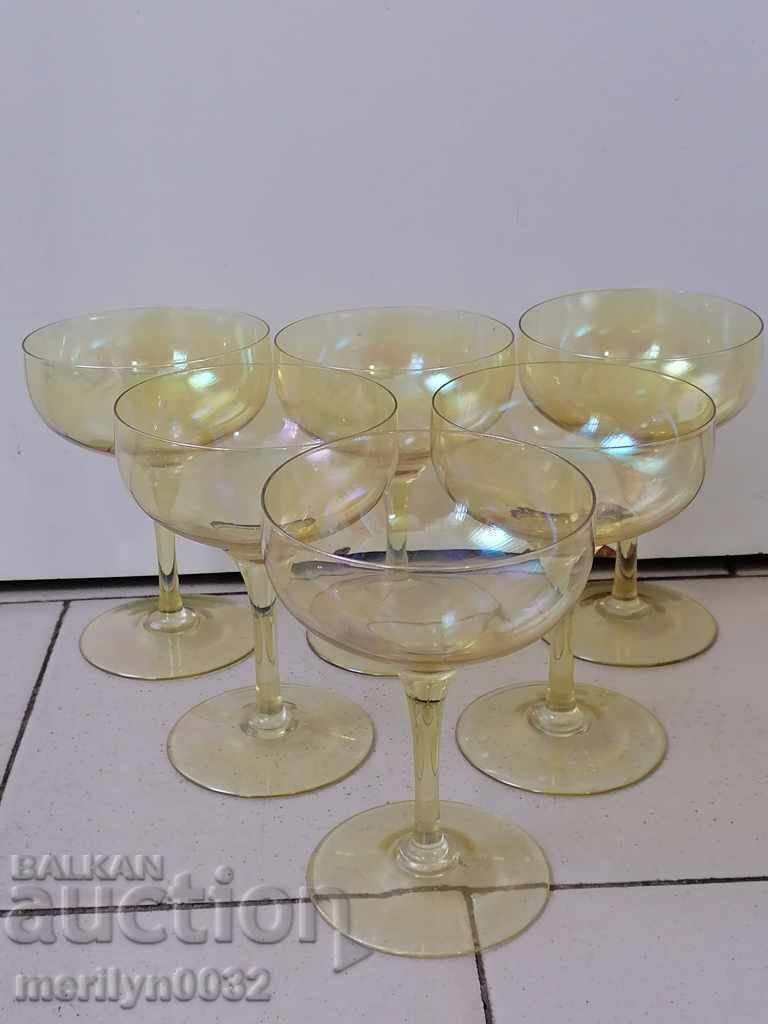 Beautiful champagne glass set, 6 pieces, 60s, People's Republic of Bulgaria Beautiful champagne glass set, 6 pieces, 60s, People's Republic of Bulgaria