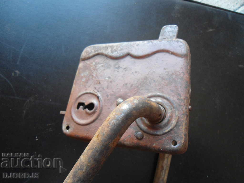 Δημοπρασία παλαιά κλειδαριά Δημοπρασία παλαιά κλειδαριά