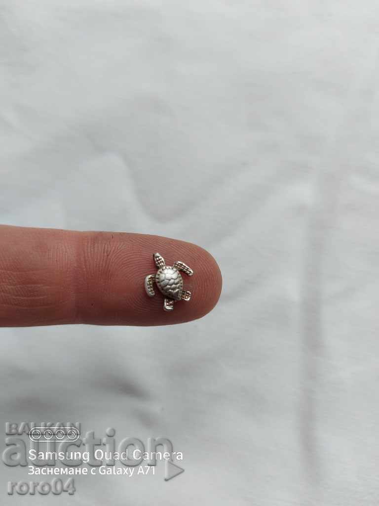 Delivery of TURTLE - SILVER Delivery of TURTLE - SILVER