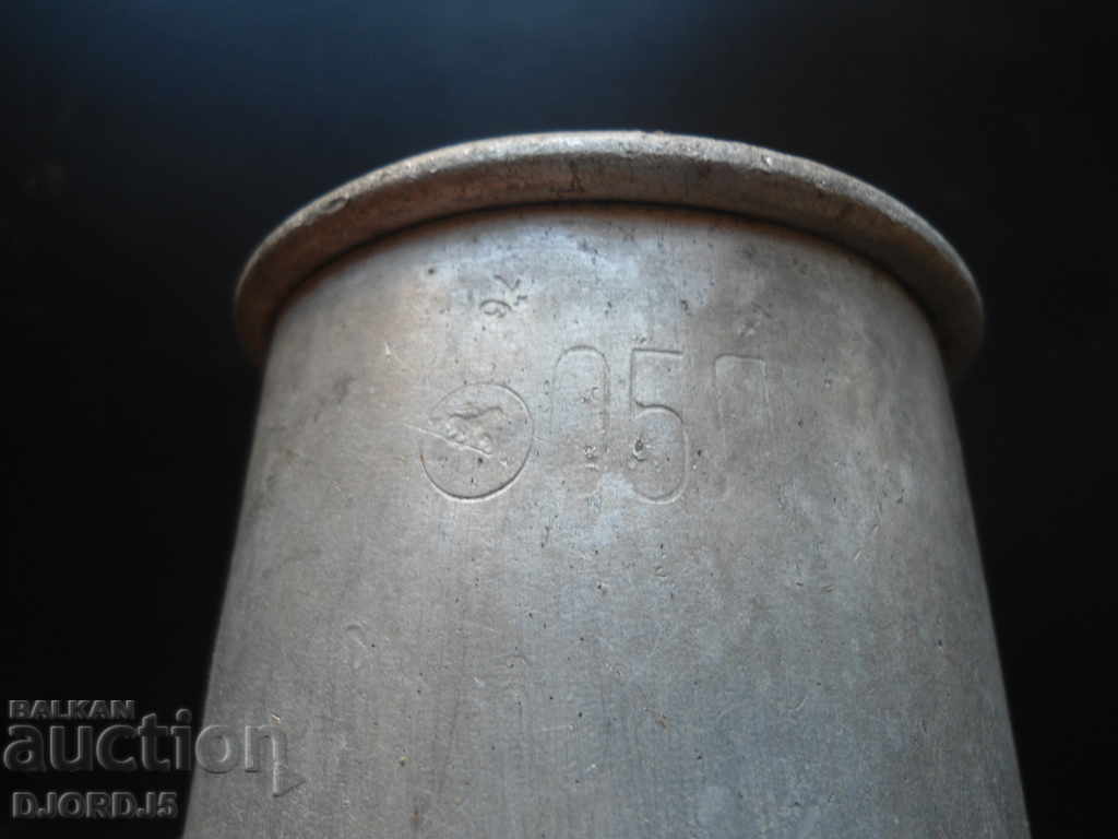 Auction  Old measure for liquids, markings