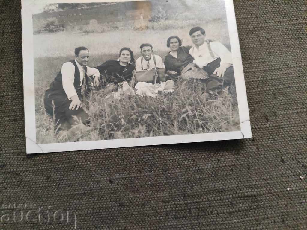 O amintire din parc cu preț 10.00 BGN | € 5.11 O amintire din parc cu preț 10.00 BGN | € 5.11