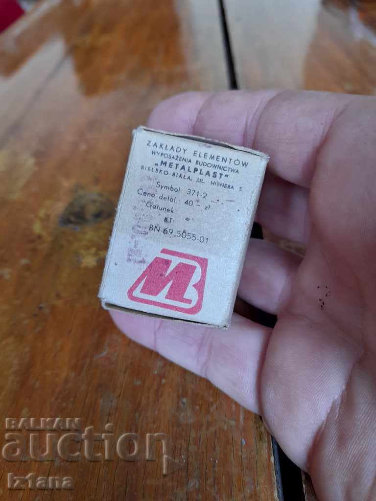 Old neck spy with price 12.00 BGN | € 6.14