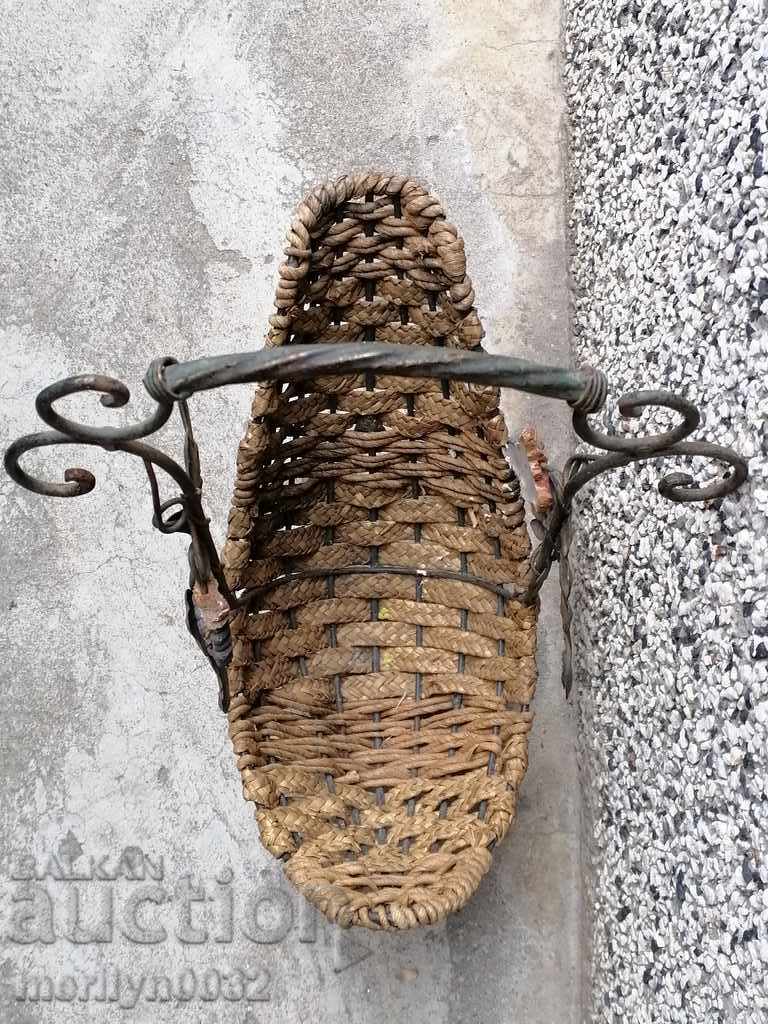 Licitație Coniac de whisky metalic pentru suportul sticlei de vin Licitație Coniac de whisky metalic pentru suportul sticlei de vin