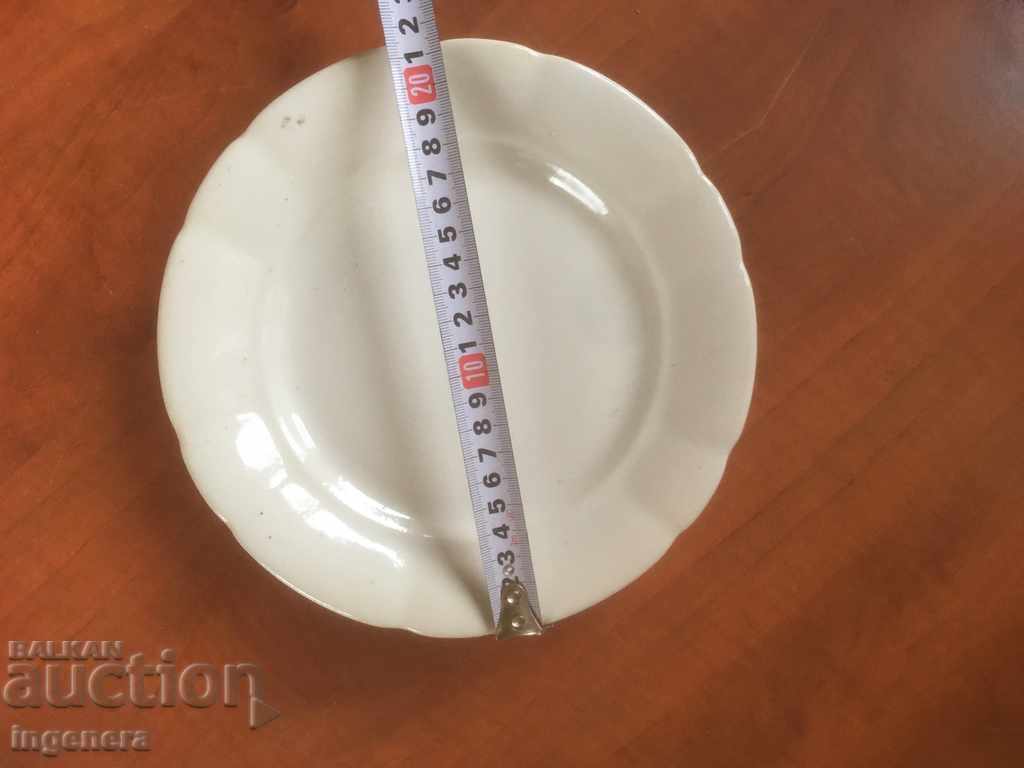 PORCELAIN PLATE BULGARIA FROM THE 60'S with price 5.00 BGN | € 2.56 PORCELAIN PLATE BULGARIA FROM THE 60'S with price 5.00 BGN | € 2.56