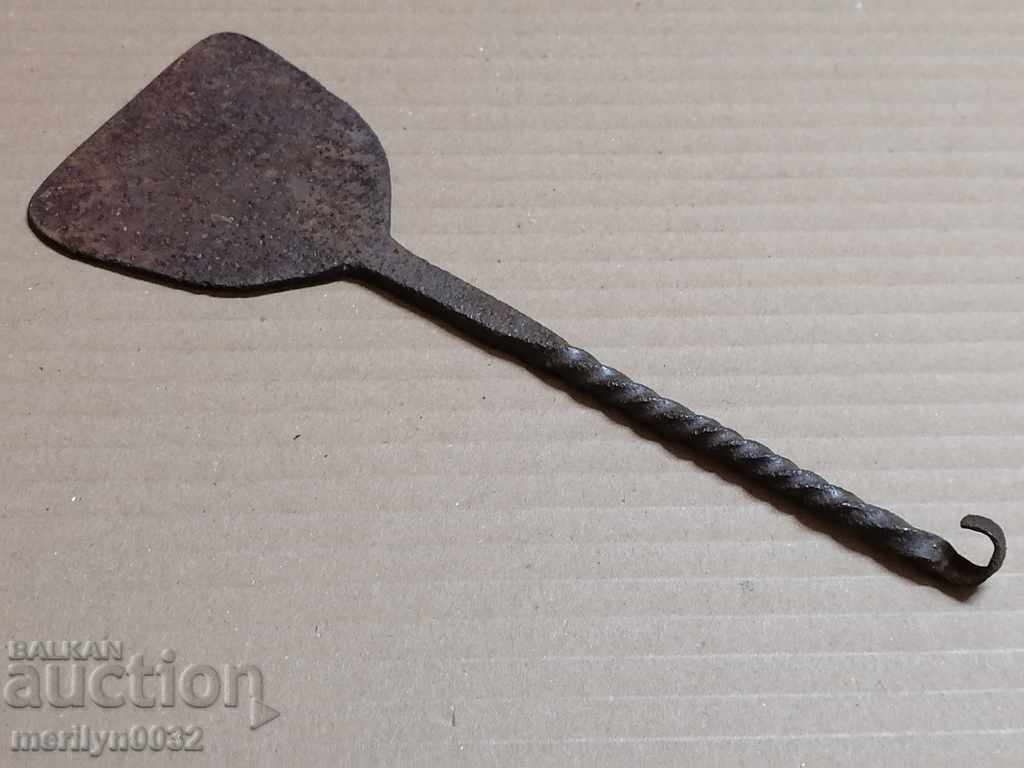 Gingerbread, gingerbread, gingerbread, gingerbread, wrought iron - 7