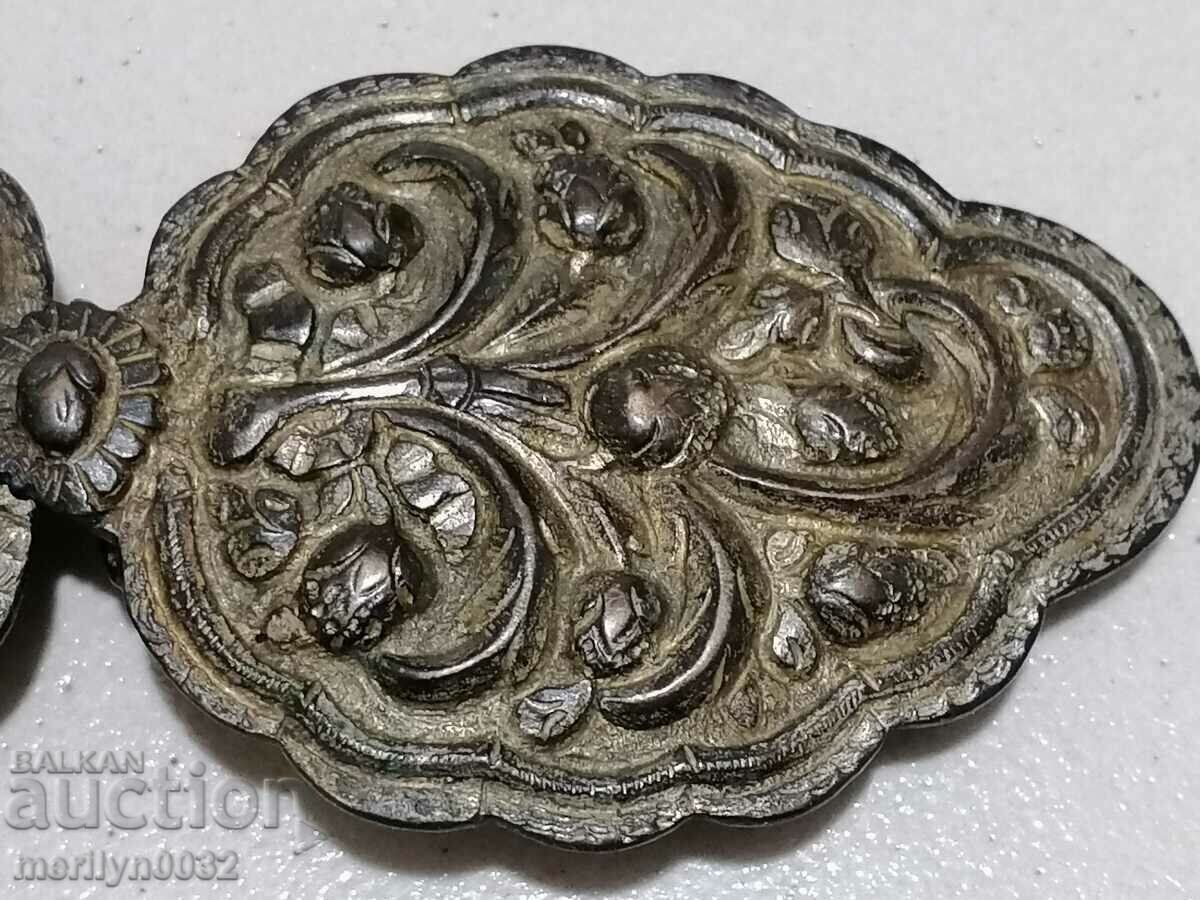 Renaissance silver pafti pafti from costume jewelry with price 315.00 BGN | € 161.06 Renaissance silver pafti pafti from costume jewelry with price 315.00 BGN | € 161.06