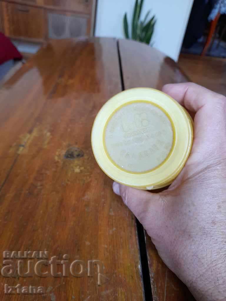 Auction  Old barrel, ice cream barrel