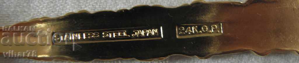 Auction Gold-plated 24 karat cutlery - forks, spoons and spatula Auction Gold-plated 24 karat cutlery - forks, spoons and spatula