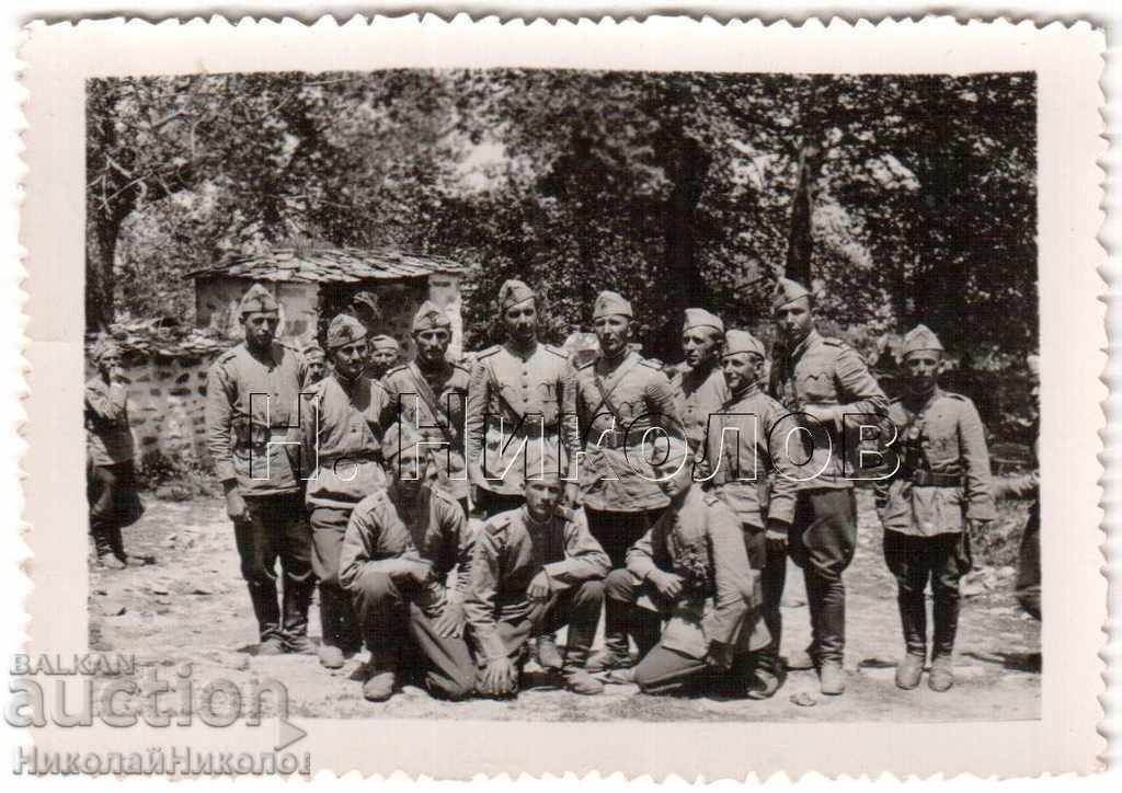 1941 SMALL OLD PHOTO MILITARY MACEDONIA VILLAGE MAGAREVO A733 1941 SMALL OLD PHOTO MILITARY MACEDONIA VILLAGE MAGAREVO A733