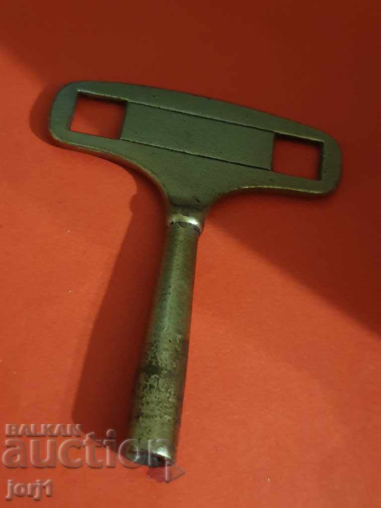 cheia ceasului de perete - 7 cheia ceasului de perete - 7