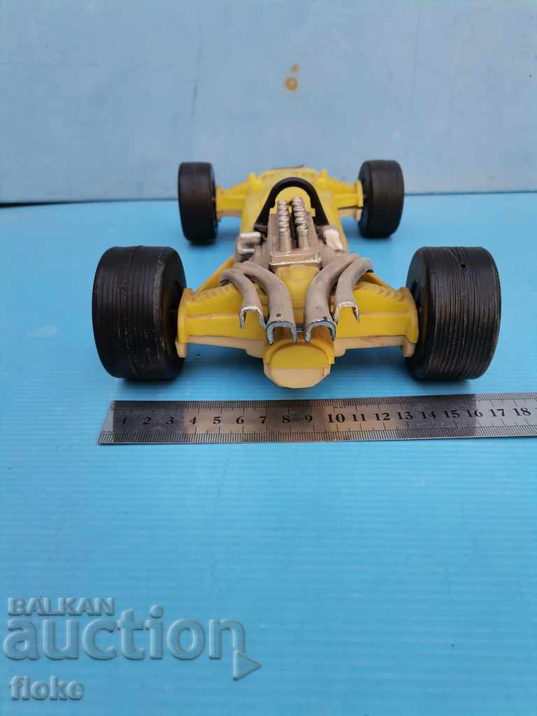 Delivery of Plastic trolley - formula Delivery of Plastic trolley - formula