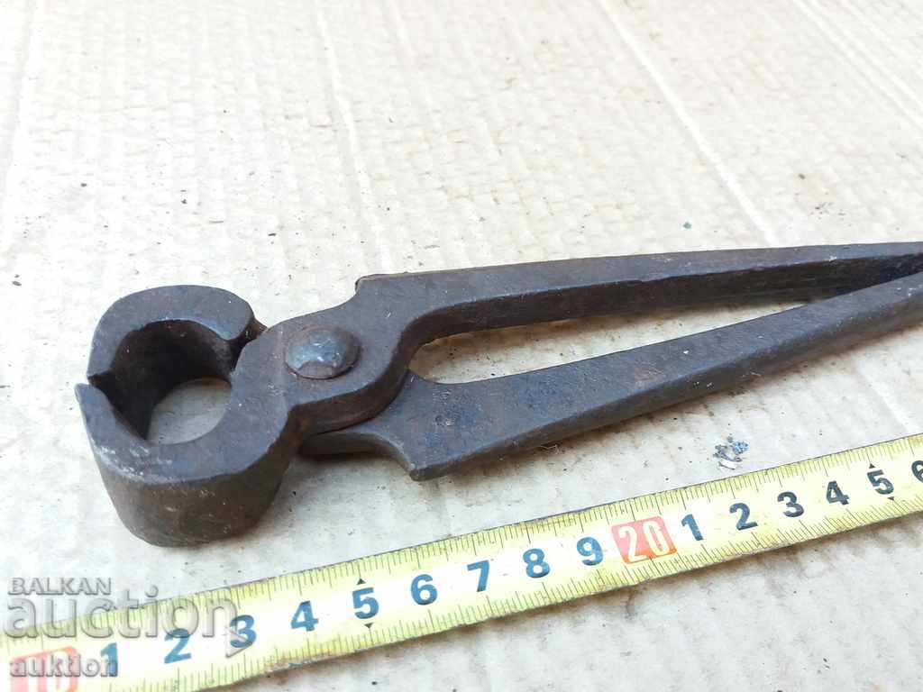 Auction STOMANIZED SOC. KERPEDEN Auction STOMANIZED SOC. KERPEDEN