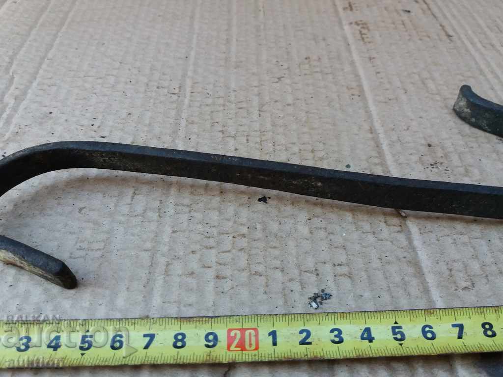 Licitație CÂLLIG, SUPORT DE REVIERE FORJAT Licitație CÂLLIG, SUPORT DE REVIERE FORJAT