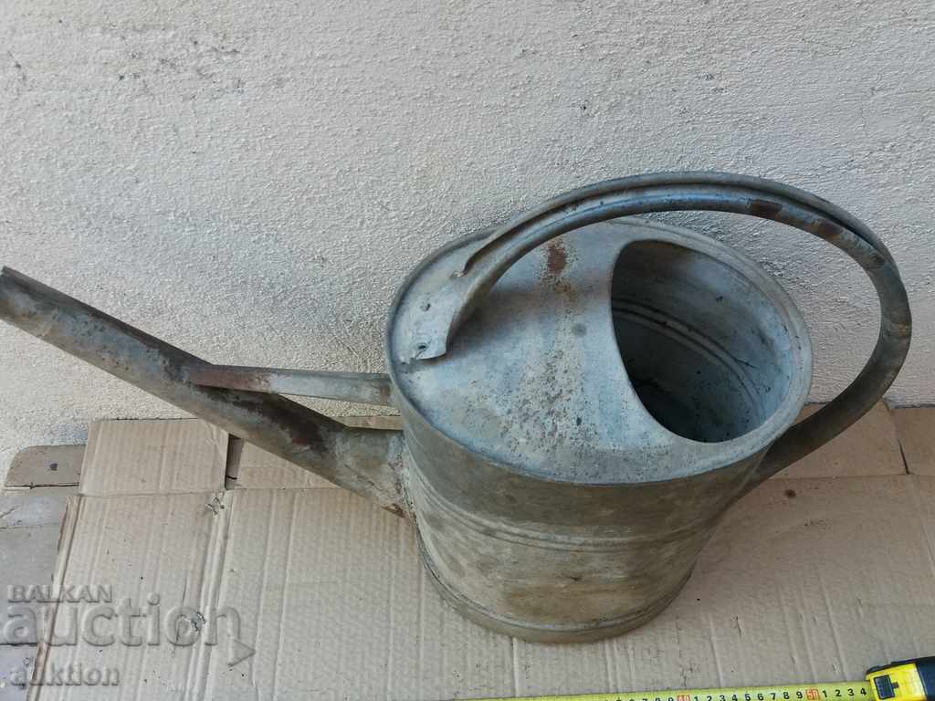 Доставка на МЕТАЛНА МАСИВНА ЛЕЙКА ЗА ГРАДИНА Доставка на МЕТАЛНА МАСИВНА ЛЕЙКА ЗА ГРАДИНА