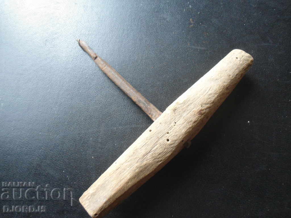 Auction Old drill Auction Old drill