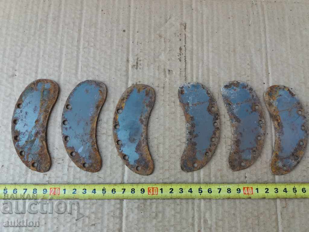SET OF 6 FORGED BUFFALOE HORSESHOES with price 4.59 BGN | € 2.35 SET OF 6 FORGED BUFFALOE HORSESHOES with price 4.59 BGN | € 2.35