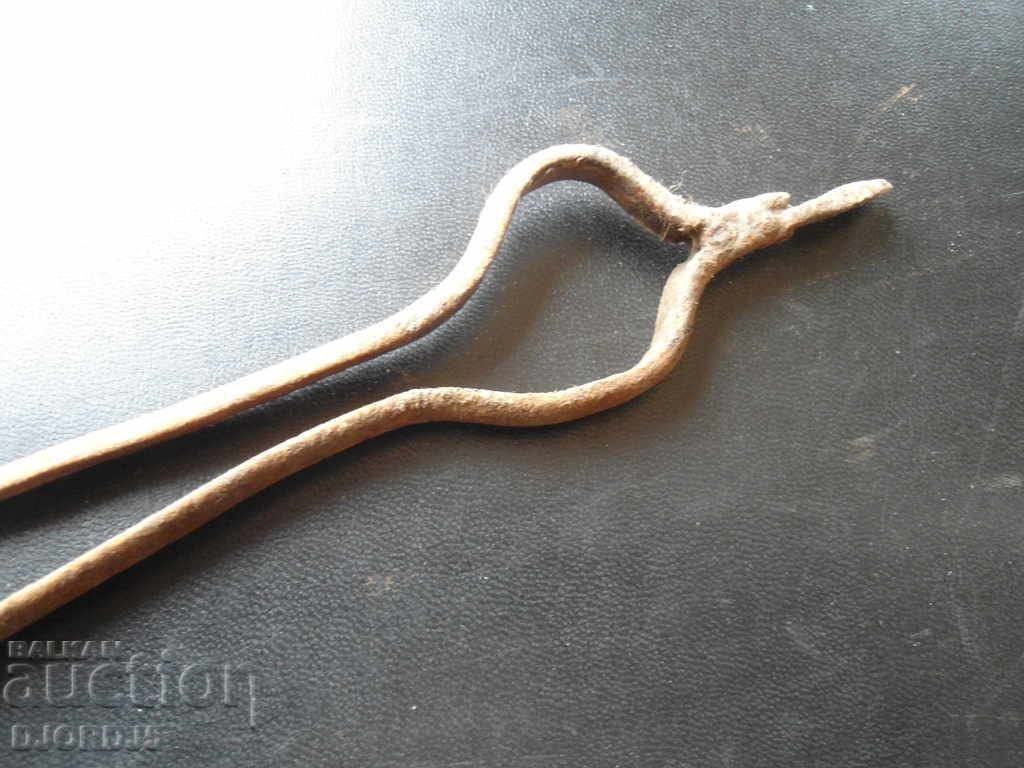 Δημοπρασία Παλιά Μάσα, Ντέλαβ Δημοπρασία Παλιά Μάσα, Ντέλαβ