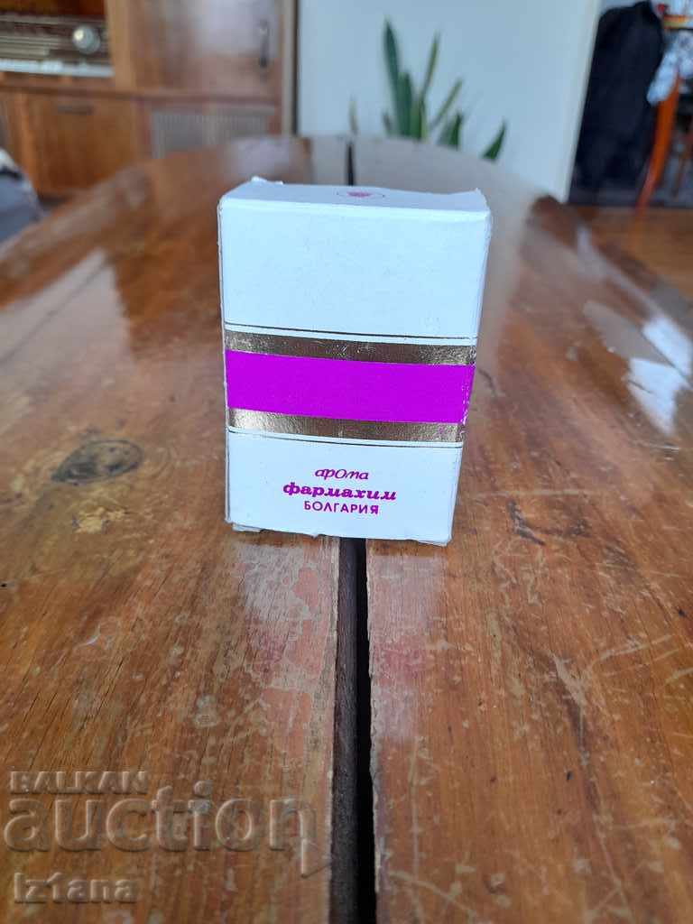 Old cologne, perfume Sonnet with price 35.00 BGN | € 17.90 Old cologne, perfume Sonnet with price 35.00 BGN | € 17.90