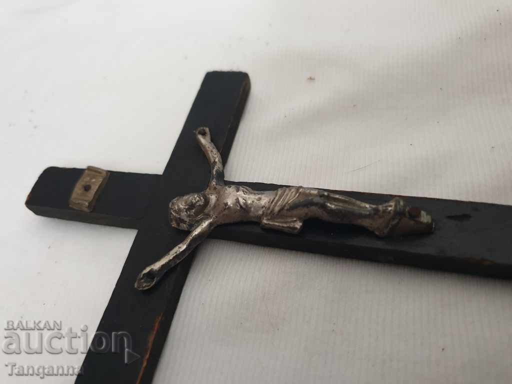 Old wooden cross with price 35.00 BGN | € 17.90