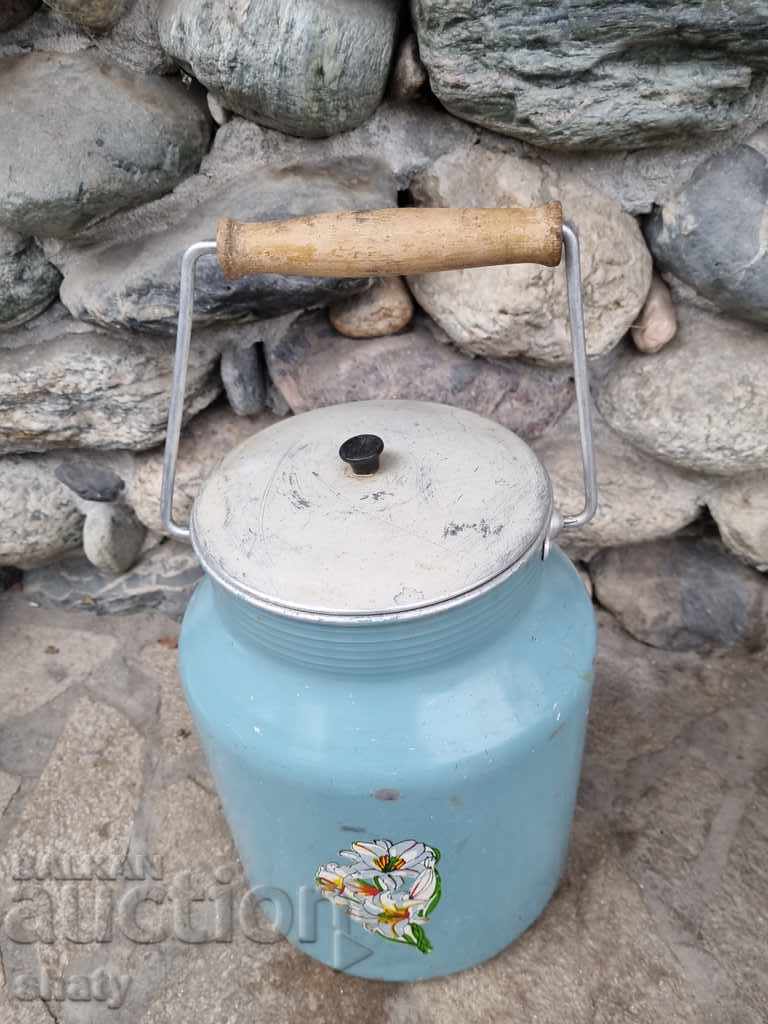 Auction Old aluminum milk container. Auction Old aluminum milk container.