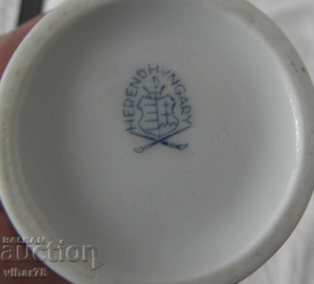 COLLECTIBLE VASE-HEREND - 6 COLLECTIBLE VASE-HEREND - 6