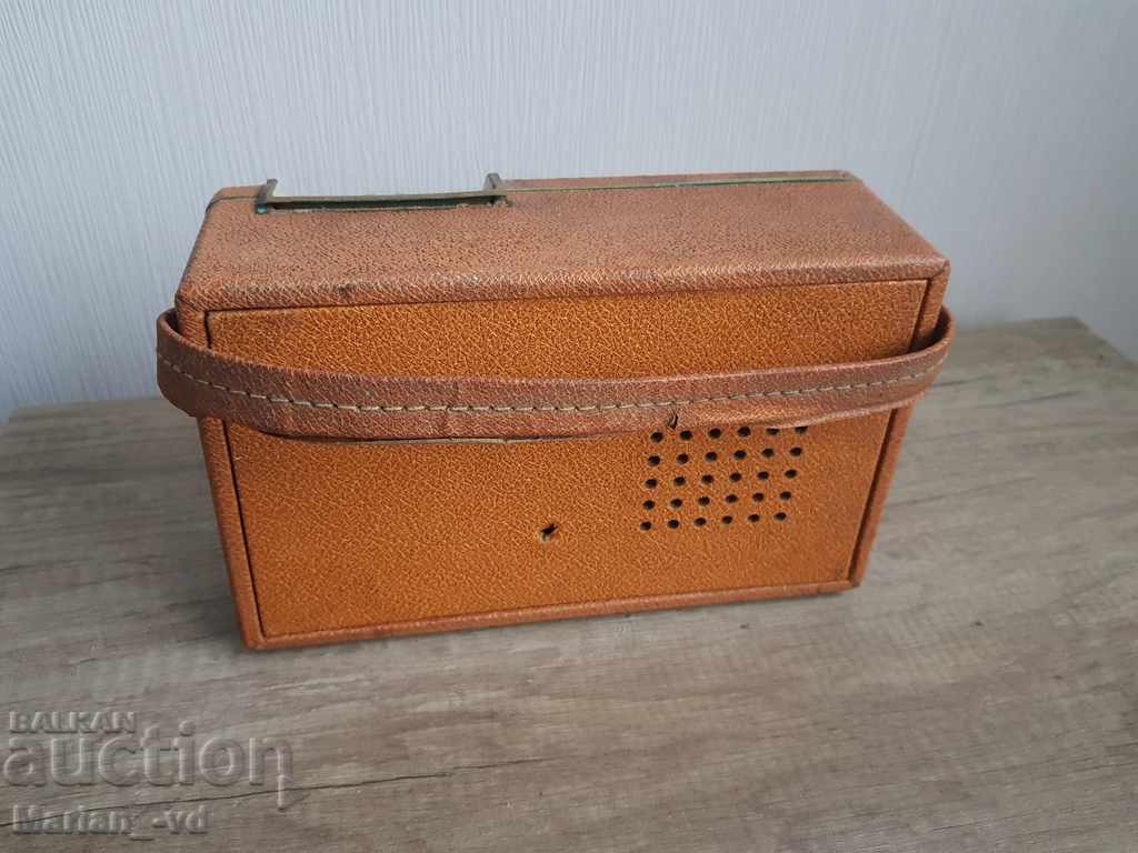 Delivery of Old Radio Reela Delivery of Old Radio Reela