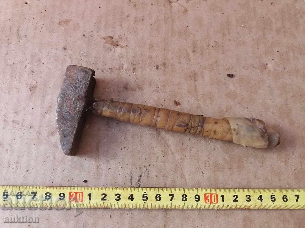 Delivery of OLD CRAFT CHUKCHE, TOOL