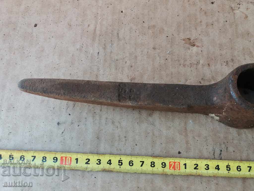 OLD FORGED PICK WITH MARKING - MILITARY - 6 OLD FORGED PICK WITH MARKING - MILITARY - 6