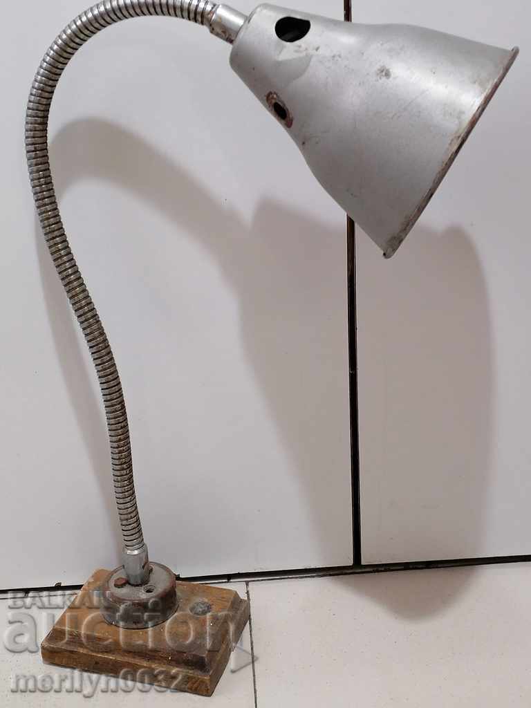 Removable industrial lamp reflector 60s socket with price 51.00 BGN | € 26.08 Removable industrial lamp reflector 60s socket with price 51.00 BGN | € 26.08