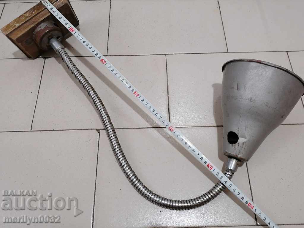 Delivery of Removable industrial lamp reflector 60s socket Delivery of Removable industrial lamp reflector 60s socket