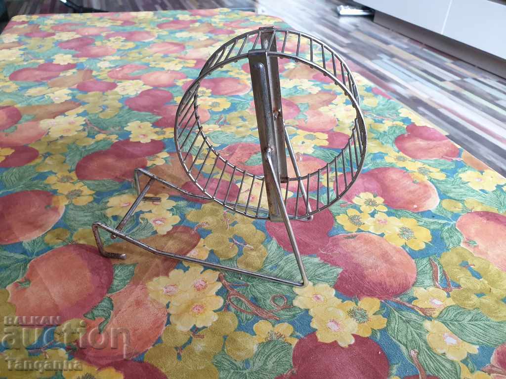 Τροχός χάμστερ με τιμή 5.00 BGN | € 2.56 Τροχός χάμστερ με τιμή 5.00 BGN | € 2.56