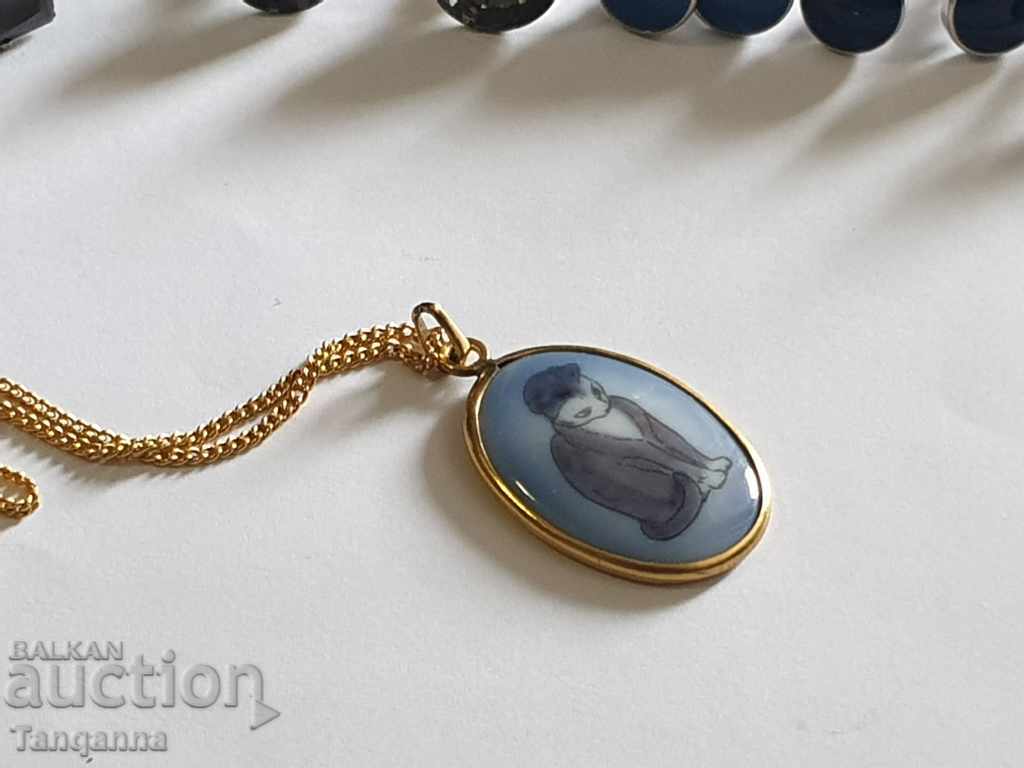 Лот бижута с цена 7.00 лв. | € 3.58