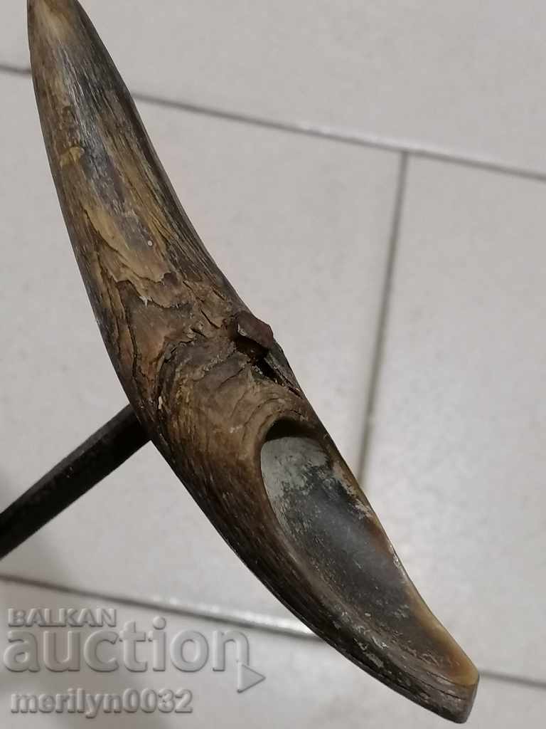 Auction Old bucket with buffalo horn drill bit, drill Auction Old bucket with buffalo horn drill bit, drill